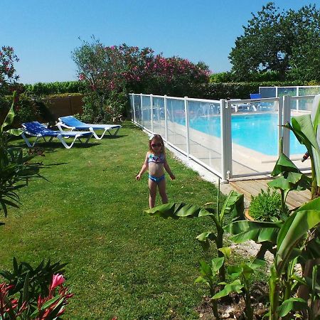 Stone House In A Vineyard With Swimming Pool Villa Monprimblanc Exterior photo