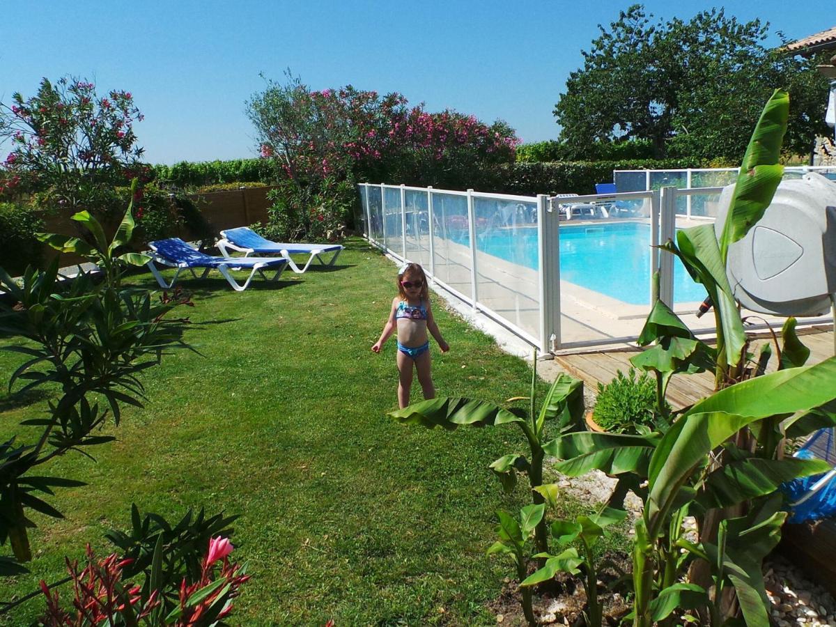 Stone House In A Vineyard With Swimming Pool Villa Monprimblanc Exterior photo